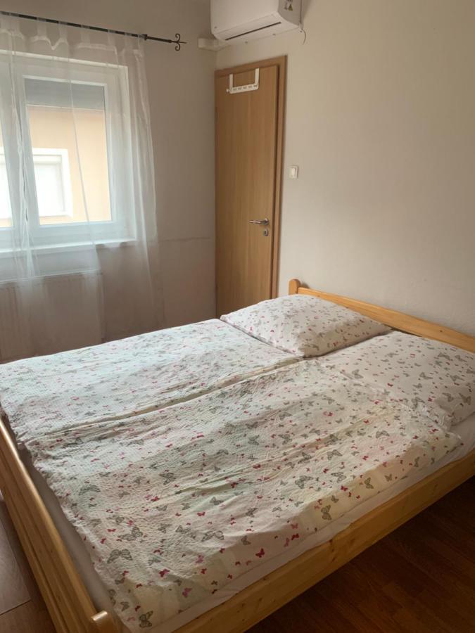 Gabor Aron Apartment Hajdúszoboszló Exterior foto