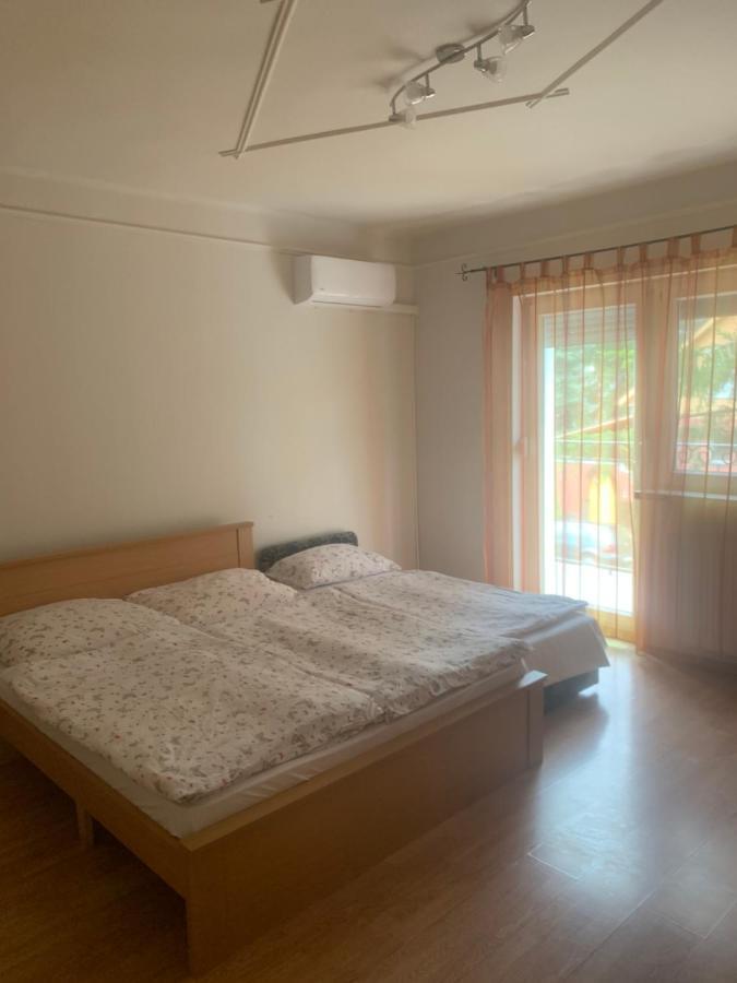 Gabor Aron Apartment Hajdúszoboszló Exterior foto